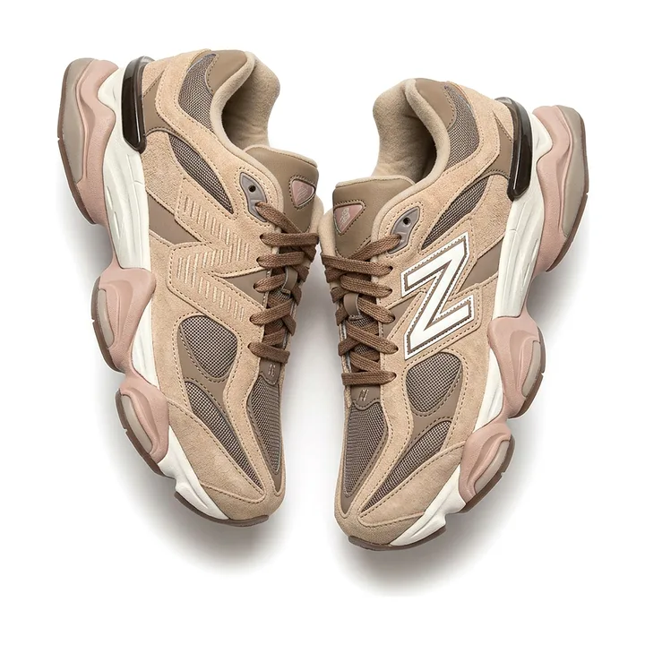 New Balance 9060 Mushroom